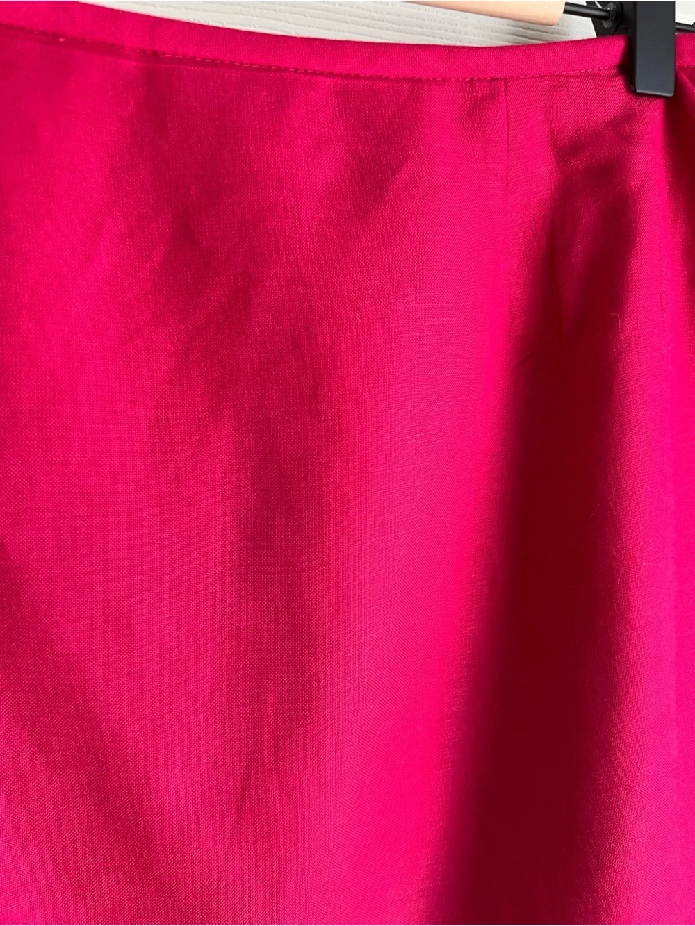 Le Suit Hot Pink Linen Blend Pencil Skirt Stitched Hem Detail